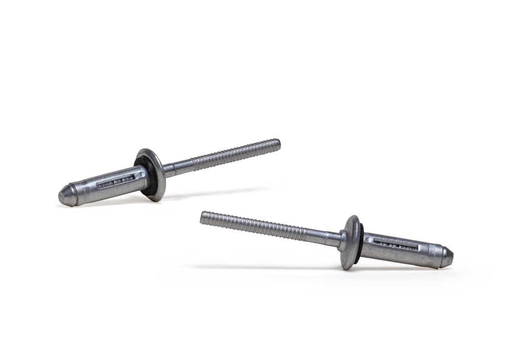 G1656_strebolWP-remache-s-trebol-waterproof-remaches-bralo